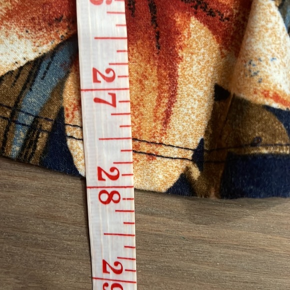 EUC XL Floral Blouse - Picture 9 of 9